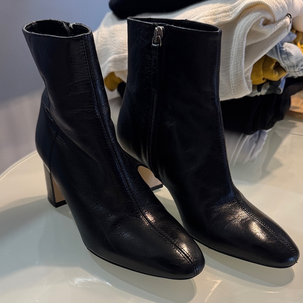 Zara Black Heeled Leather Boots